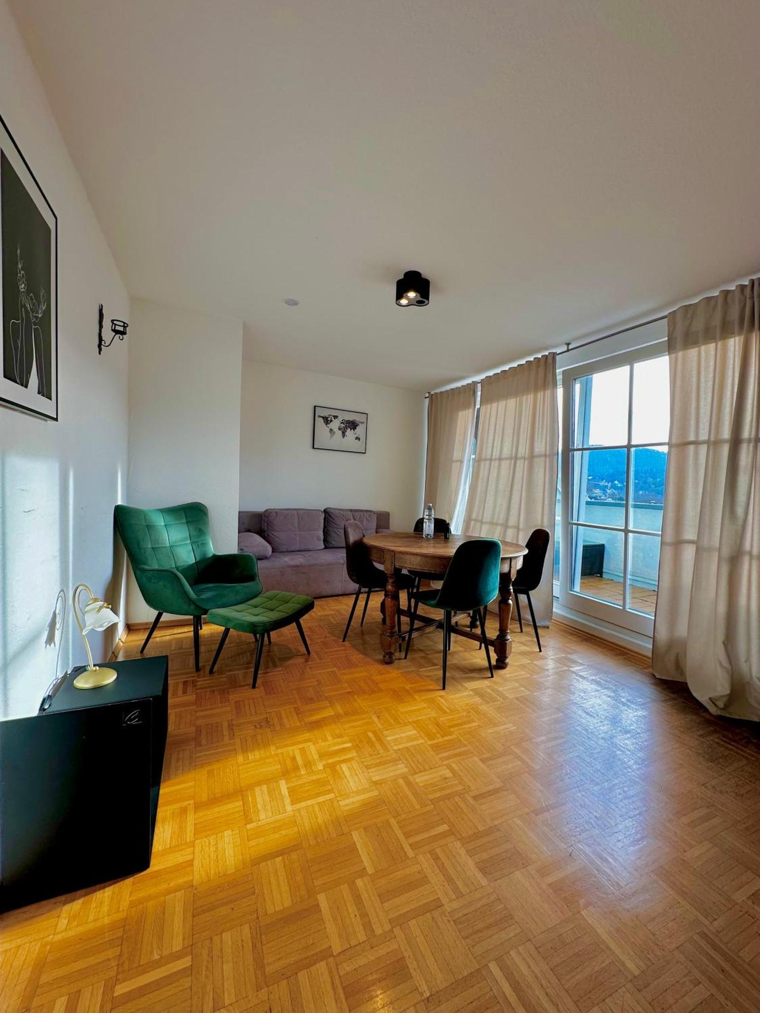 Hirsch Appartements バーデン＝バーデン エクステリア 写真