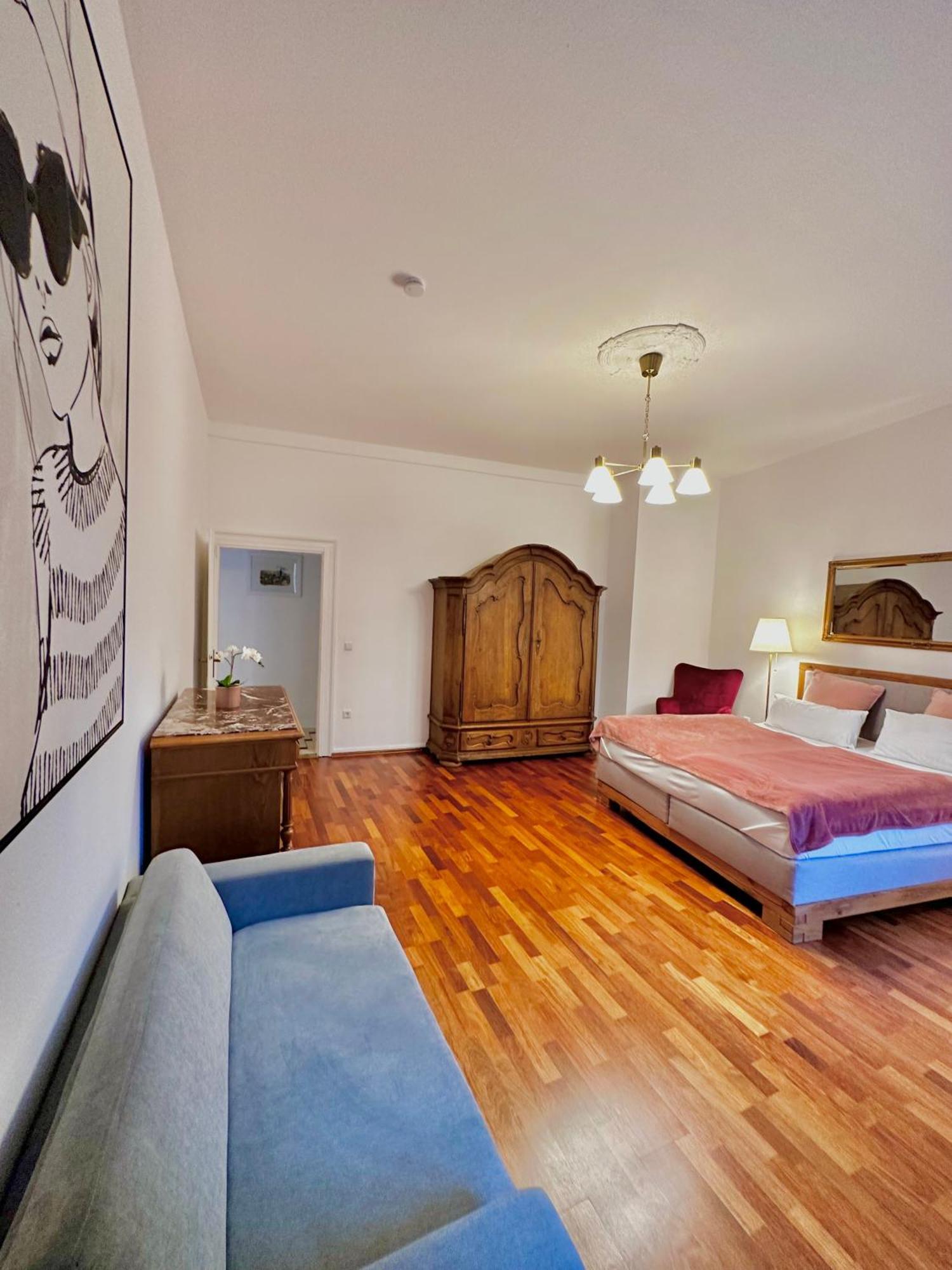 Hirsch Appartements バーデン＝バーデン エクステリア 写真