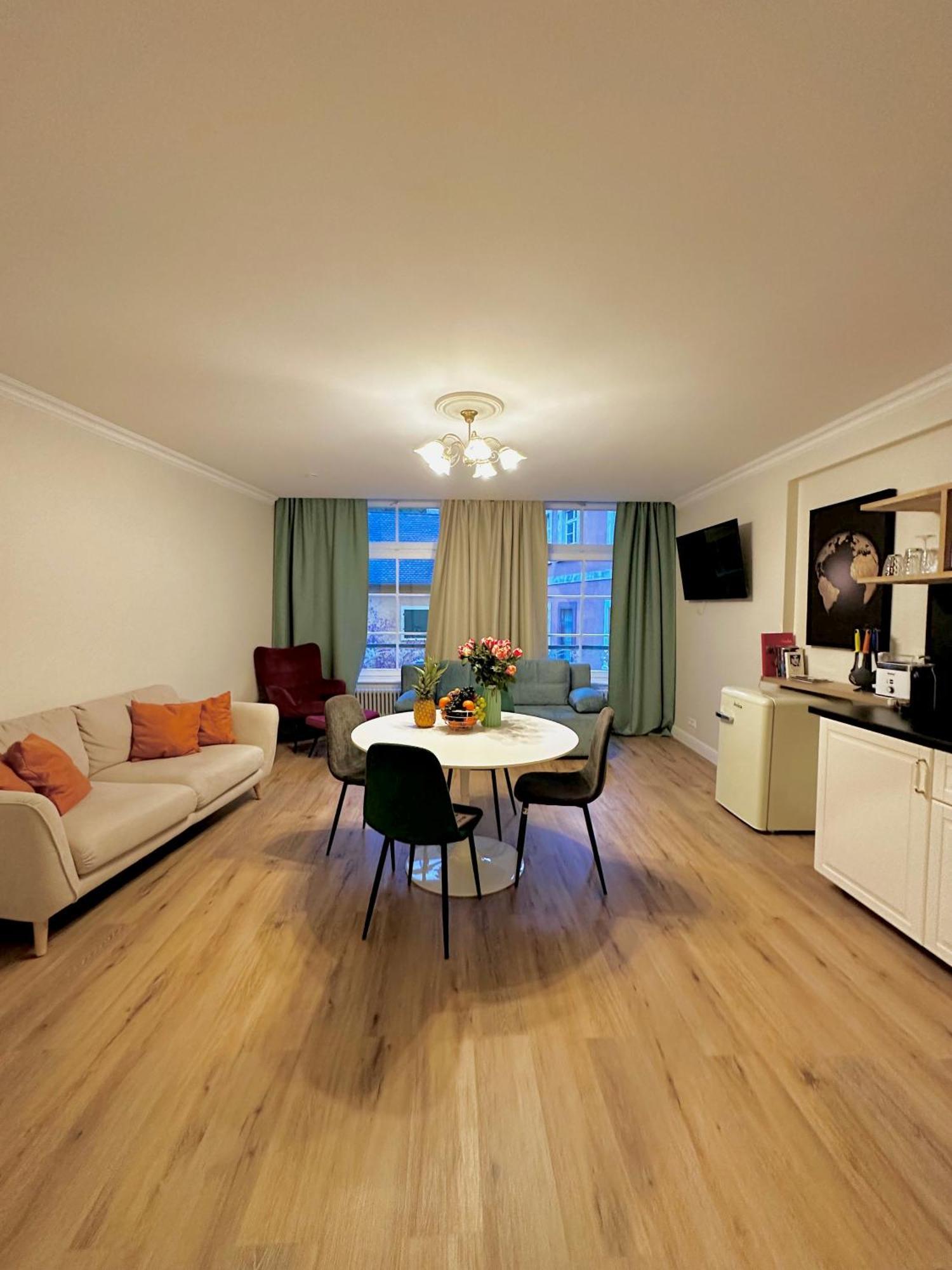 Hirsch Appartements バーデン＝バーデン エクステリア 写真